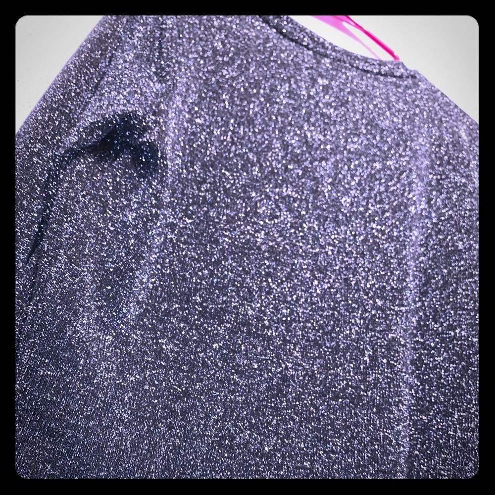 Shimmering top , cute with some black skinny jeans